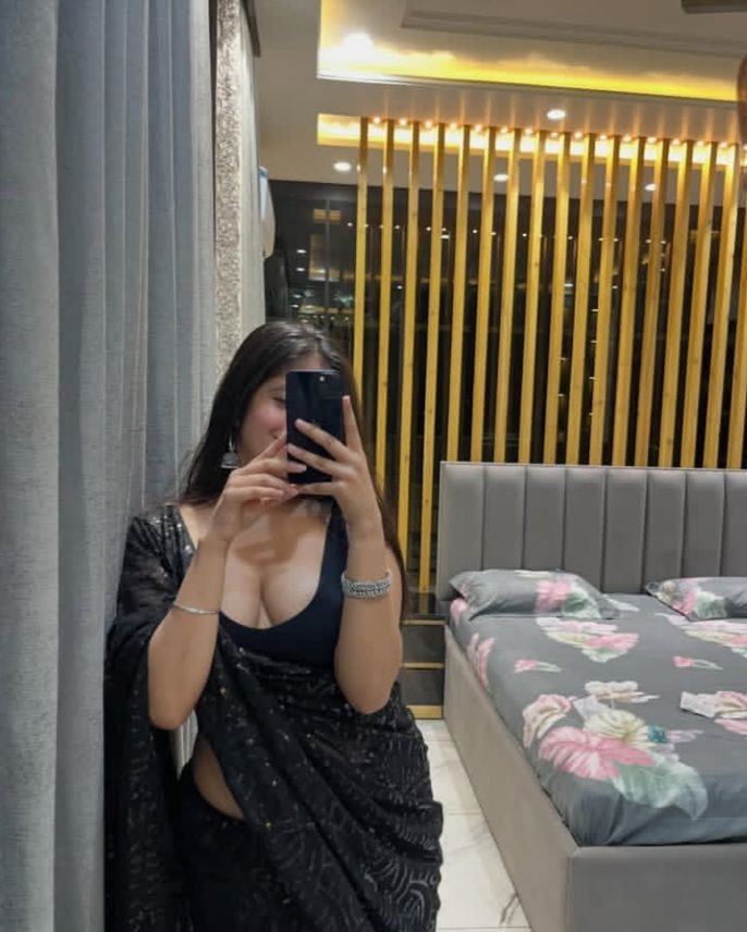 Profile photo - Charvi Sood