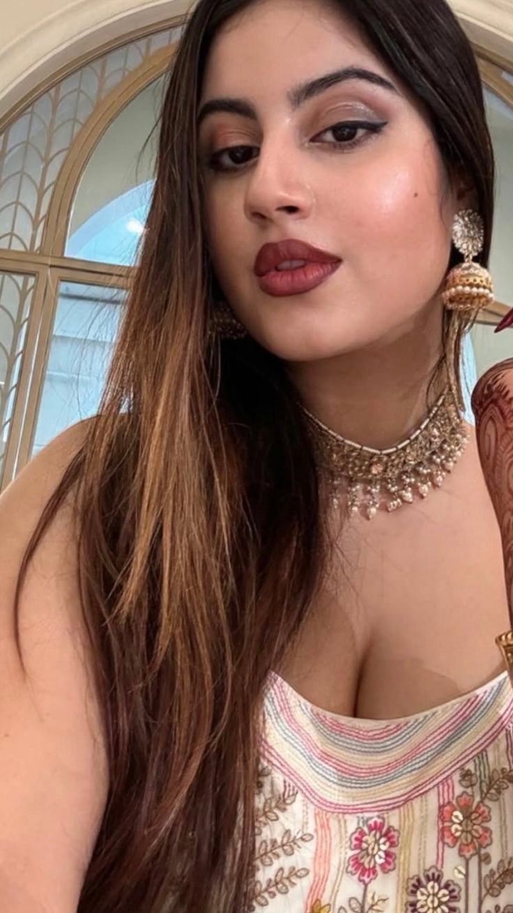 Profile photo - Smriti Rawat